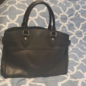 Louis Vuitton Black Leather Handbag
